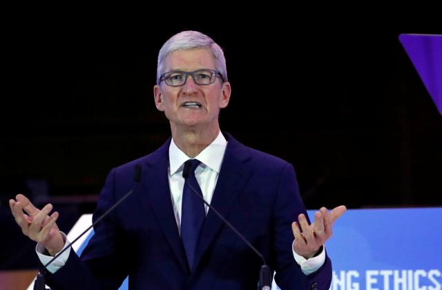 Apple CEO Tim Cook delivers a keynote during the European Union's privacy conference at the EU Parliament in Brussels, Belgium October 24, 2018.  REUTERS/Yves Herman